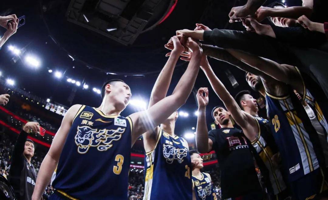 布莱顿vs曼联 布莱顿vs曼联